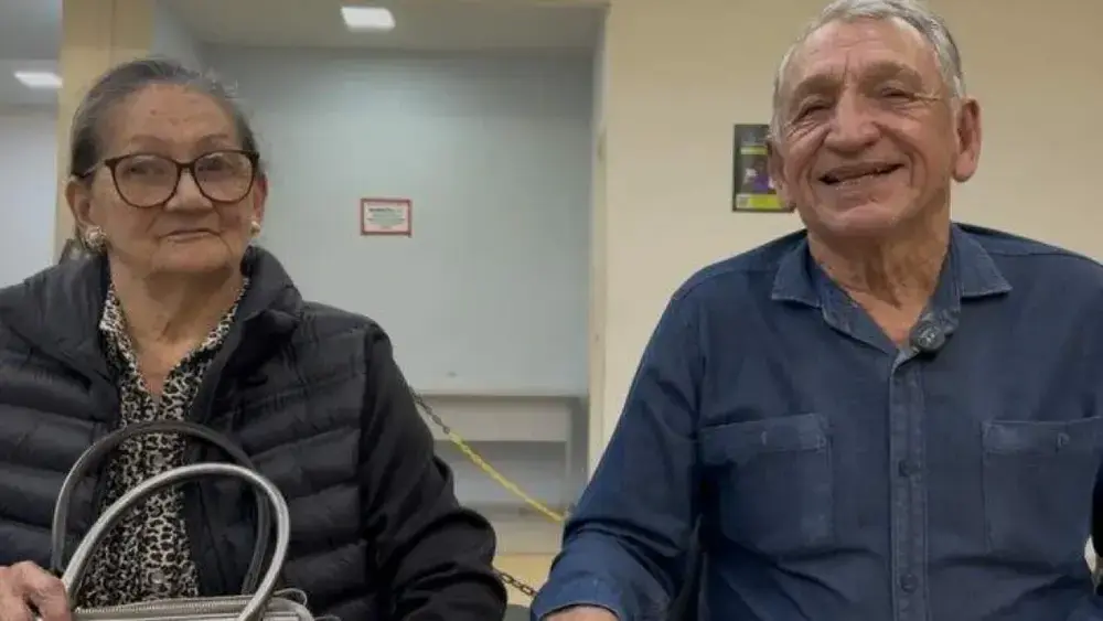 Brazil couple married 54 years renew IDs on date