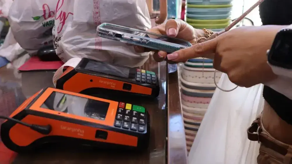 Brazil retail grows three times faster than national average, inflation a worry