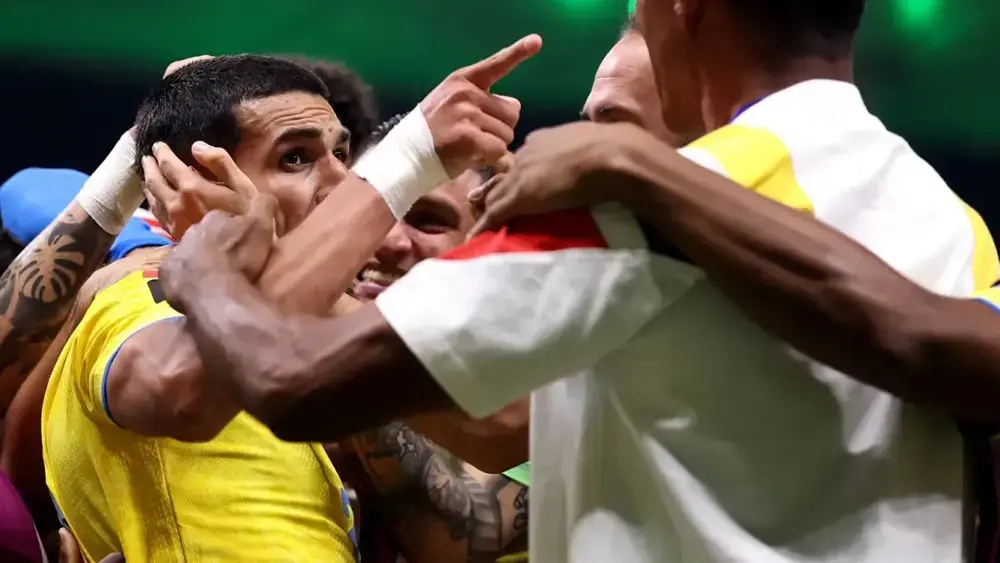 Colômbia vence Congo e garante vaga nas oitavas da Copa
