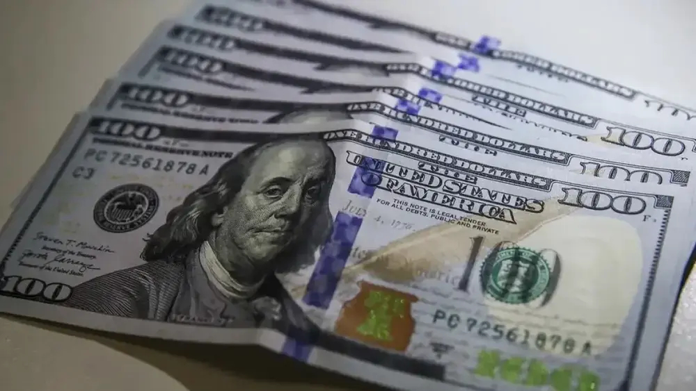 Dólar a R$ 5,09 e bolsa caem após tarifa dos EUA