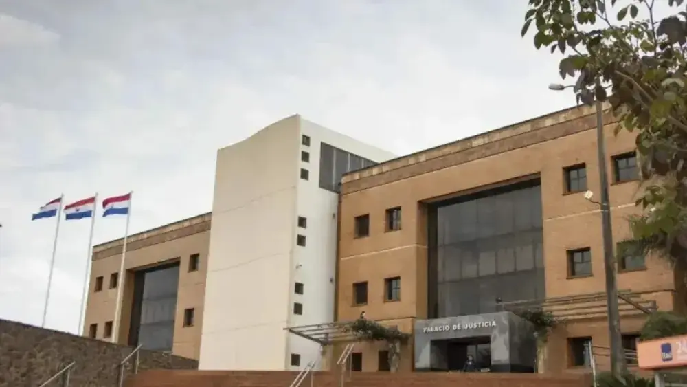 Justiça do Paraguai concede guarda de menina autista agredida a pastores