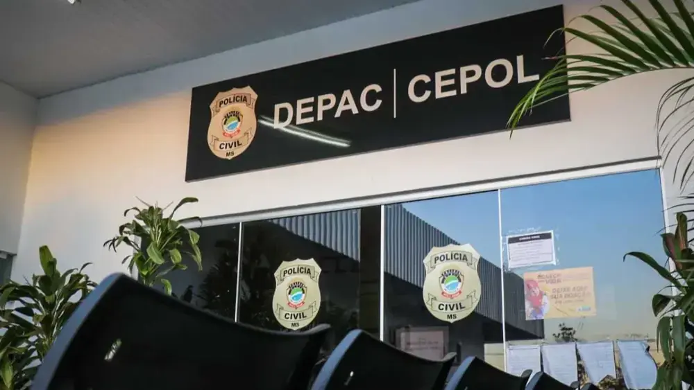 Ossada achada perto de poste levanta suspeita de choque elétrico