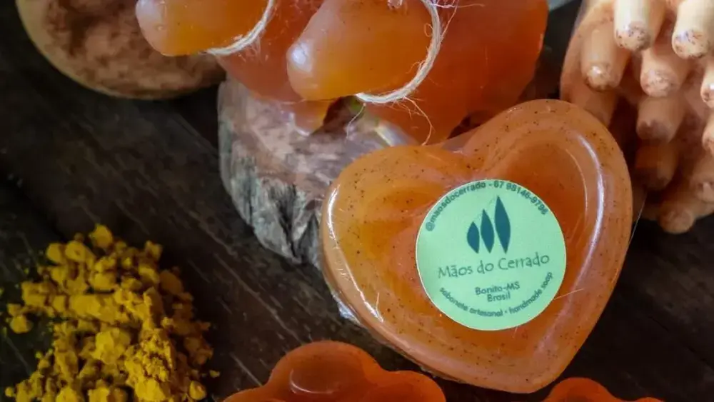 Perfume que marcou Bonito renasce em sabonetes artesanais
