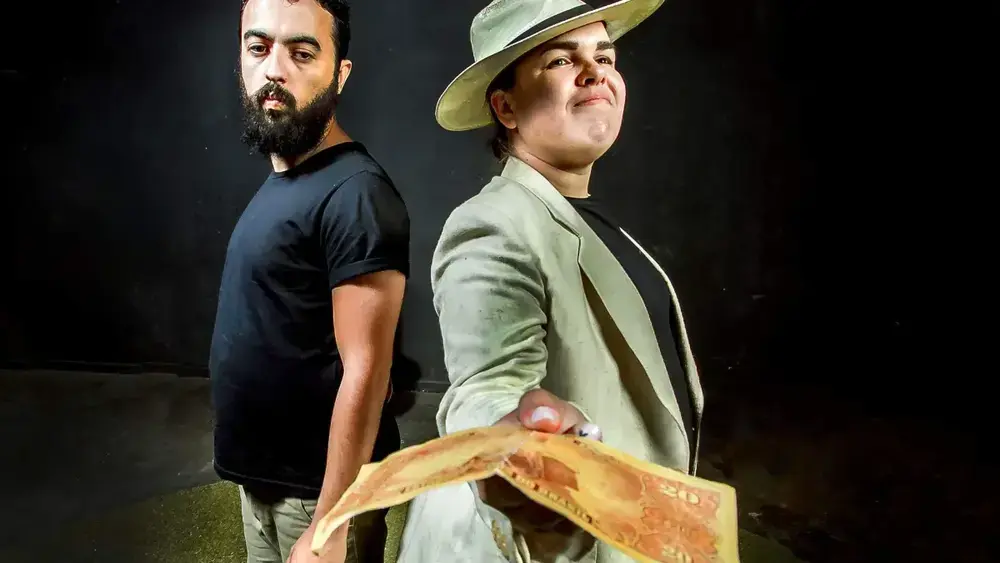Teatro gratuito: humor e crítica social em dois espetáculos
