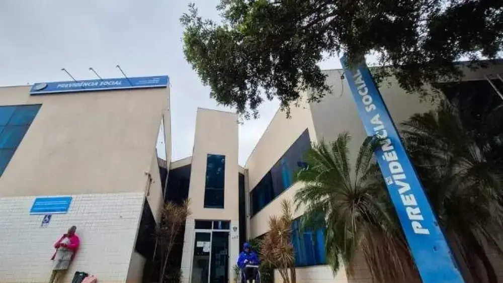 TRF3 livra idoso de devolver R$ 99 mil e condena INSS